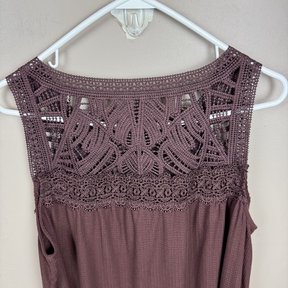 Torrid Deep Mahogany Texture Jersey Crew Neck Lace Yoke Swing Tank Size 1X - Picture 7 of 15
